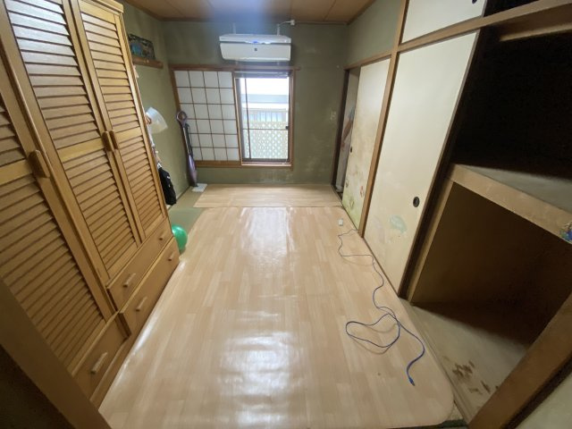 花屋敷荘園テラスハウスの玄関