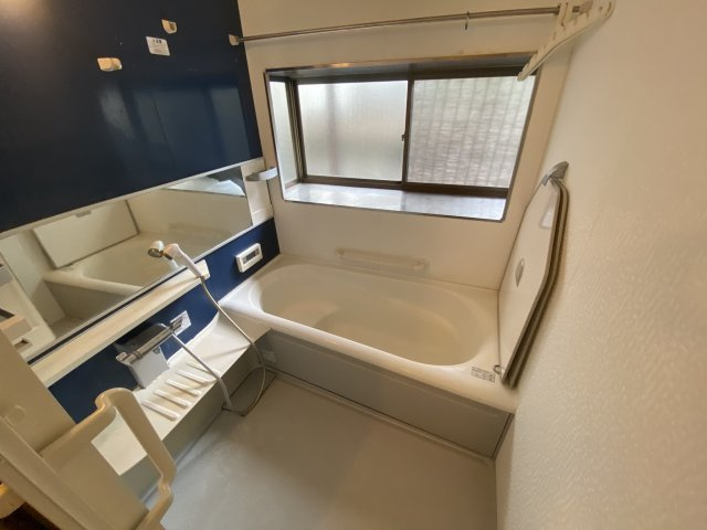 花屋敷荘園テラスハウスの浴室