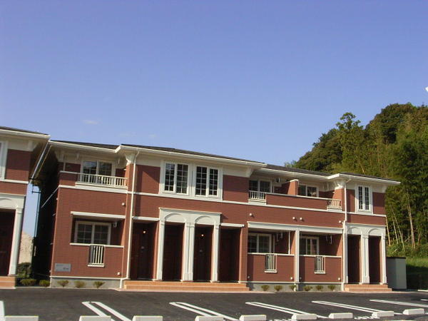 エレガントアパートメントＢの外観