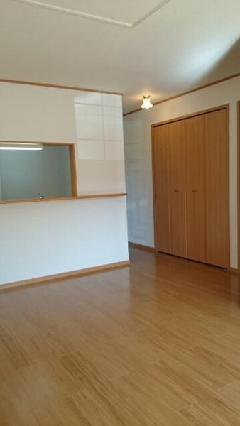 エレガントアパートメントＢの洋室