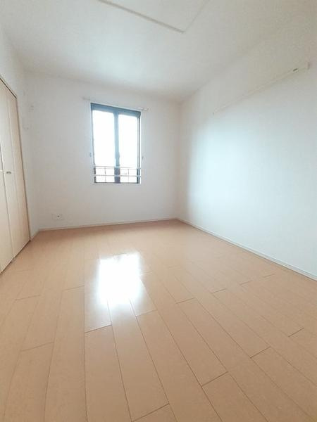 リブラン　２の洋室