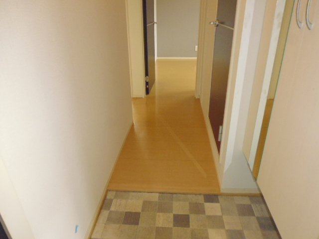 シャルムＡの玄関