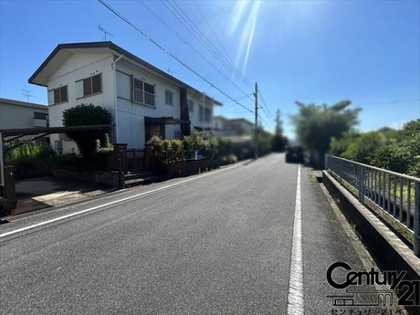 大和郡山市稗田町　一戸建の前面道路含む現地写真|■現地撮影写真■道路幅員７.０ｍ以上！お車の出し入れも安心です！