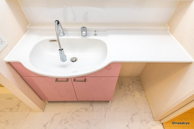 カルポス安茂里の洗面所