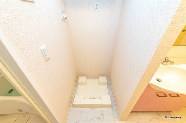 カルポス安茂里の洗面所