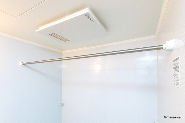 カルポス安茂里の浴室