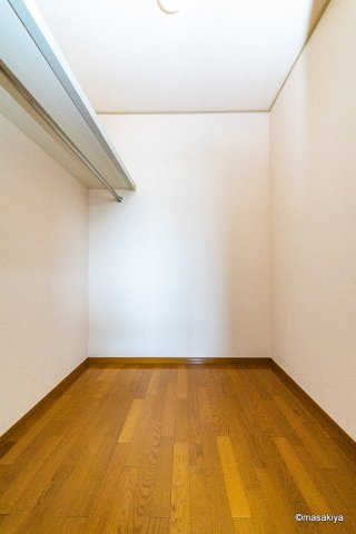 コートゆず花の収納|ウォークインクローゼット