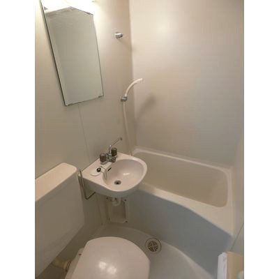 サンパレス花小金井の内装|明るい色調の室内です