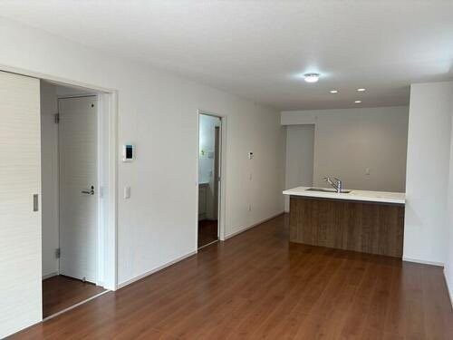 長尾元町７丁目　新築一戸建てのダイニング|LDK16.75帖　カウンターキッチン
■物件内覧・資金計画相談・住宅ローン相談、リフォーム相談、お問合せ受付中■
※当日・翌日のご内覧、ご相談はお電話でのお問合せがスムーズです！