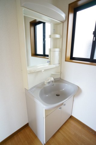 【独立洗面台】 | 中山８貸家