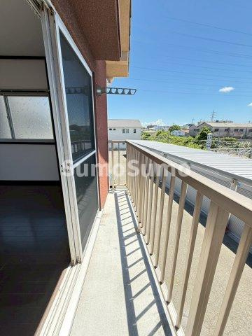 ウララハウスⅠのバルコニー|バルコニー付きです