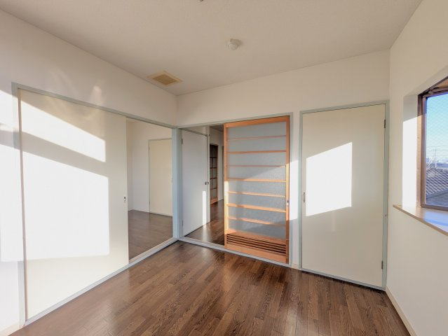 光星マンションⅣの洋室