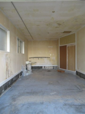 【居間・リビング】 | ベル・ラポール | こちらの居間で趣味の時間をお楽しみください