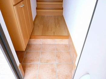 【玄関】 | ミルト・タウンＴ