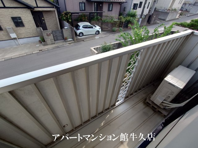 MHハイツみどり野のバルコニー