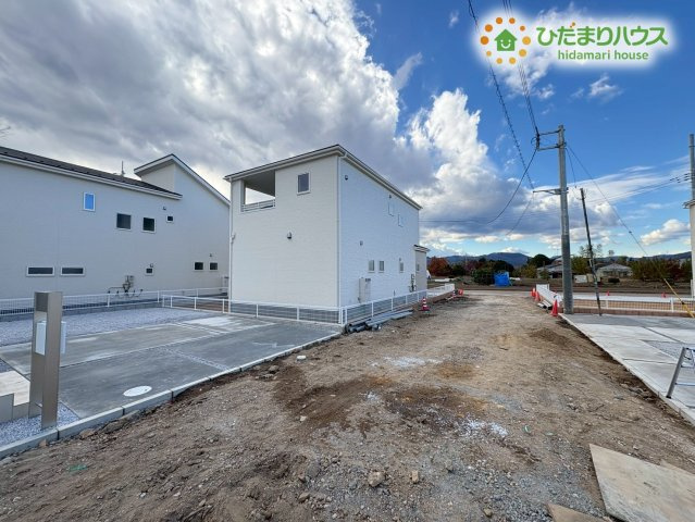 寄居町露梨子　新築一戸建て　リーブルガーデン　04の前面道路含む現地写真