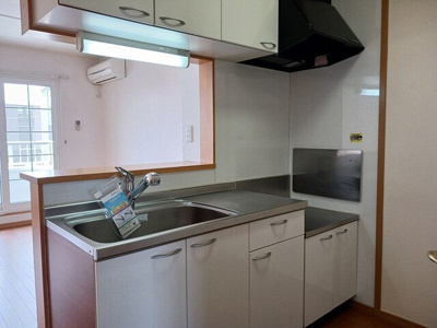 【キッチン】 | ミシェル | キッチンでお料理をお楽しみください