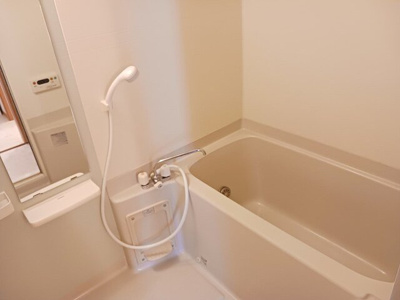 【浴室】 | ミシェル | お風呂で日々の疲れを落としましょう