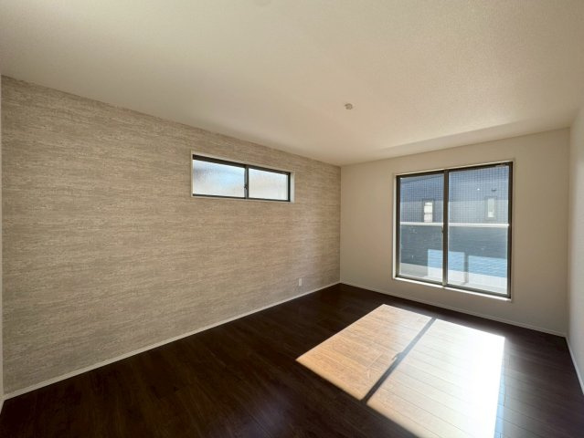 ーBloomーブルームー小倉南区津田新町1丁目2期　【小倉南区　新築戸建て】の洋室|2階9.7帖洋室は2面採光で明るく開放的　【小倉南区　新築戸建て】