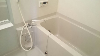 【浴室】 | サニー・レジデンス橋本Ⅱ | コンパクトで使いやすいお風呂です