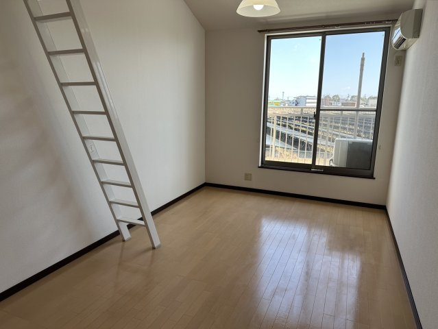 クレバネス町屋の居間・リビング