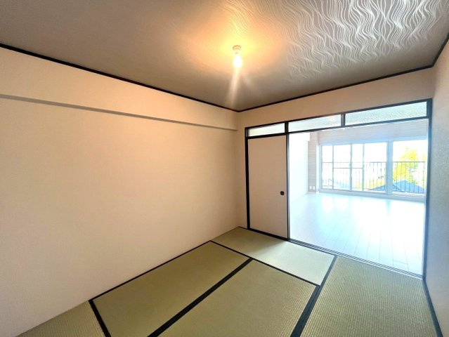 ◆リフォーム済みの美室◆４階東向き４LDK◆JR唐崎駅徒歩１０分◆シャルム大津の和室|和室