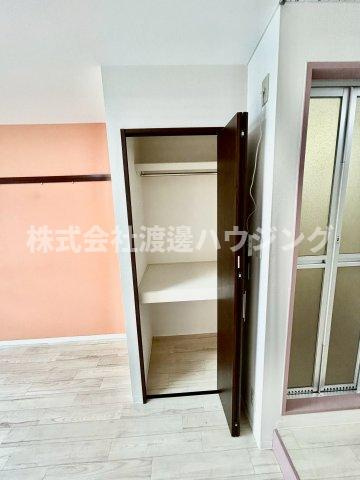 ソサエティ山手の収納|クローゼット付き