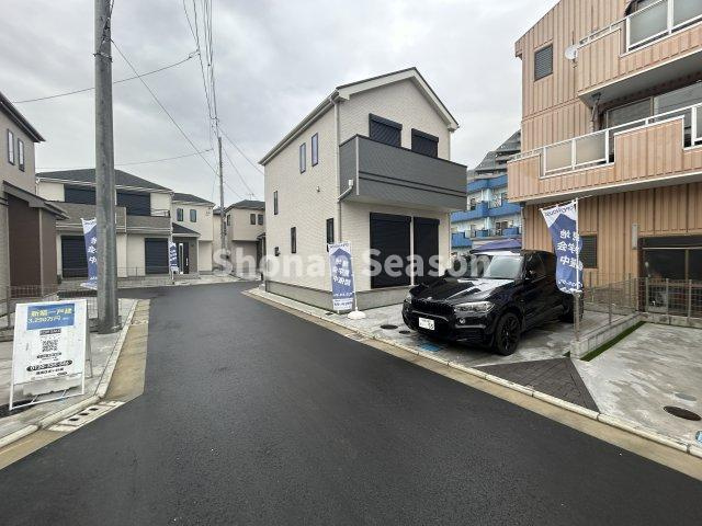 【前面道路含む現地写真】 | 地震につよく、最長30年の保証付き！
制度＆設備が充実したＧ号棟で、今まで以上に明るいマイホーム生活を送りませんか♪