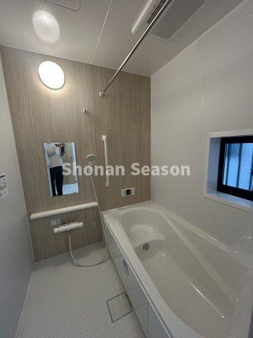 【浴室】 | １日頑張った身体を癒すバスユニット◎
段差があるので、節水対策にも効果的です♪