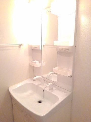 サルヴァトーレ　Ｂ棟の洗面所