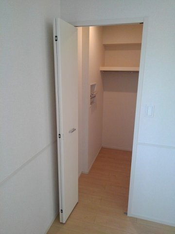 クレセントＡの収納