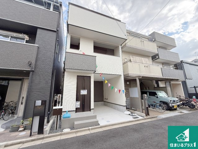 高槻市東五百住町　第7期　新築一戸建ての外観|安心の10年保証！外観を美しく保ち、雨水で汚れを落とします！気になることがありましたら、お気軽にお問い合わせください！