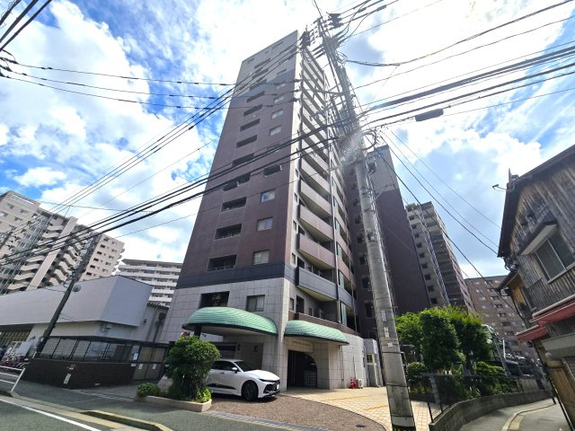 アクロス博多セントラルパークの外観