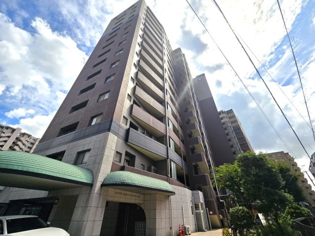 アクロス博多セントラルパークの外観