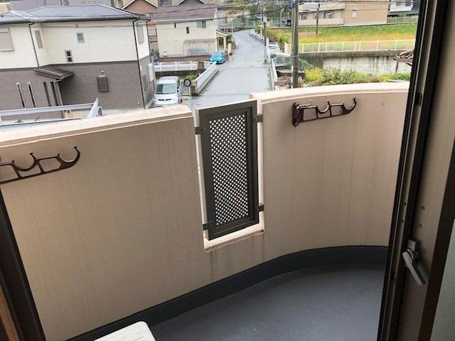 ヴァレ谷上のバルコニー