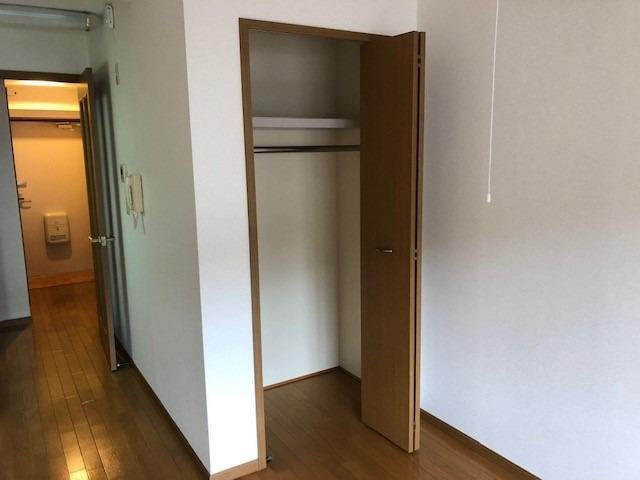 ヴァレ谷上の収納