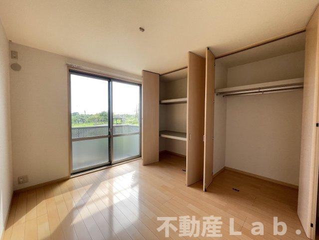 メゾンスリーゼⅢの洋室