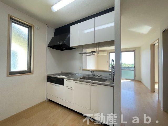 メゾンスリーゼⅢのキッチン