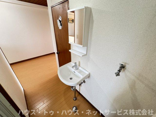マンション高橋の洗面所