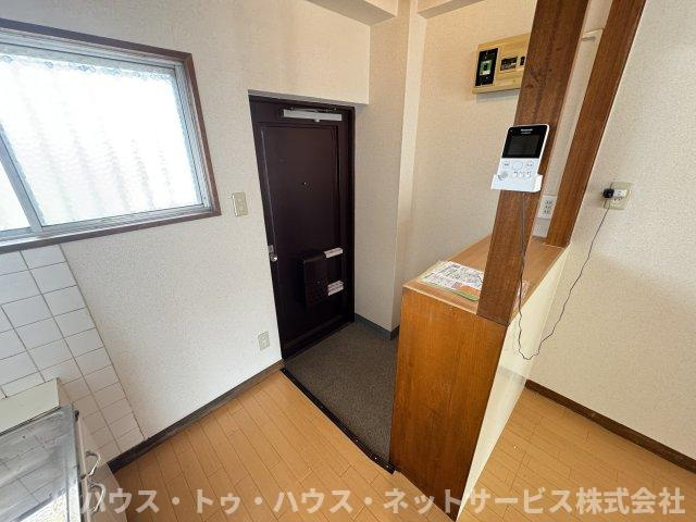 マンション高橋の玄関