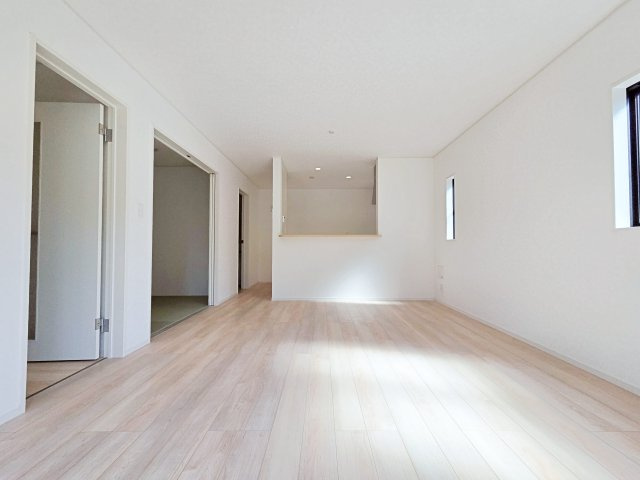 【居間・リビング】 | 東海市富貴ノ台第5　4号棟