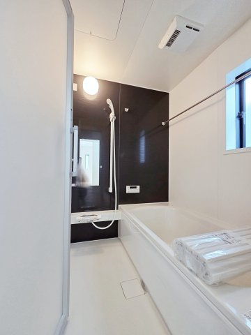 【浴室】 | 東海市富貴ノ台第5　4号棟