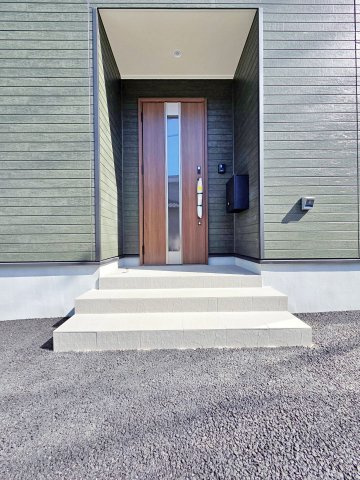 【玄関】 | 東海市富貴ノ台第5　4号棟