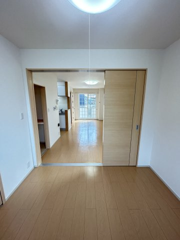 ＬＡＰＩＮＥ（ラピーヌ）Ｂの洋室