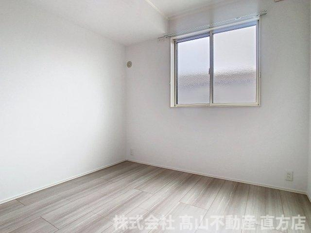 Gloire遠賀野Aの洋室