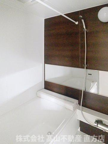 Gloire遠賀野Aの浴室