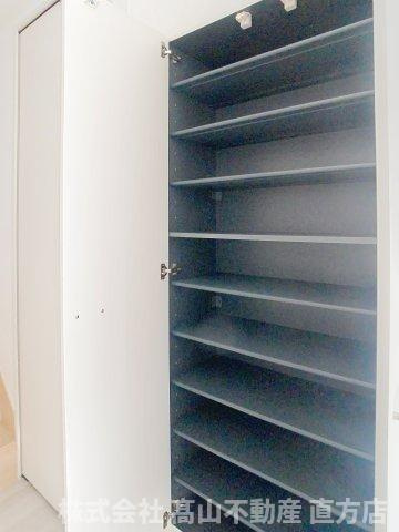 Gloire遠賀野Aの収納