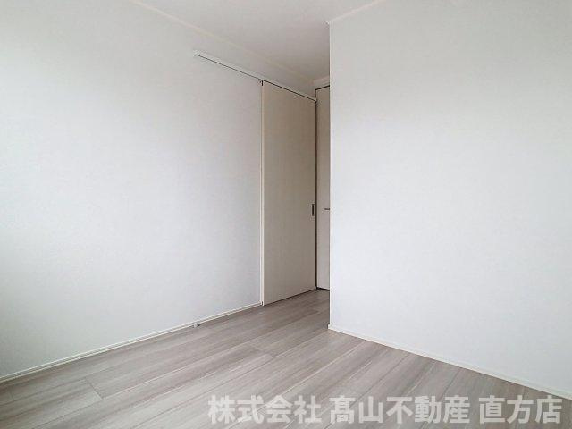 Gloire遠賀野Aの洋室