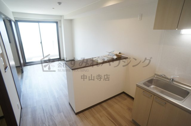 グランジュテ寺畑の居間・リビング