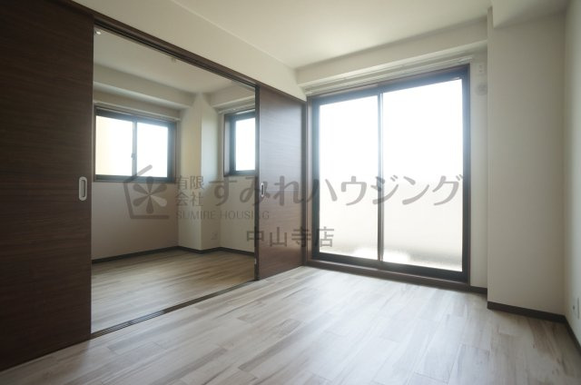 グランジュテ寺畑の居間・リビング